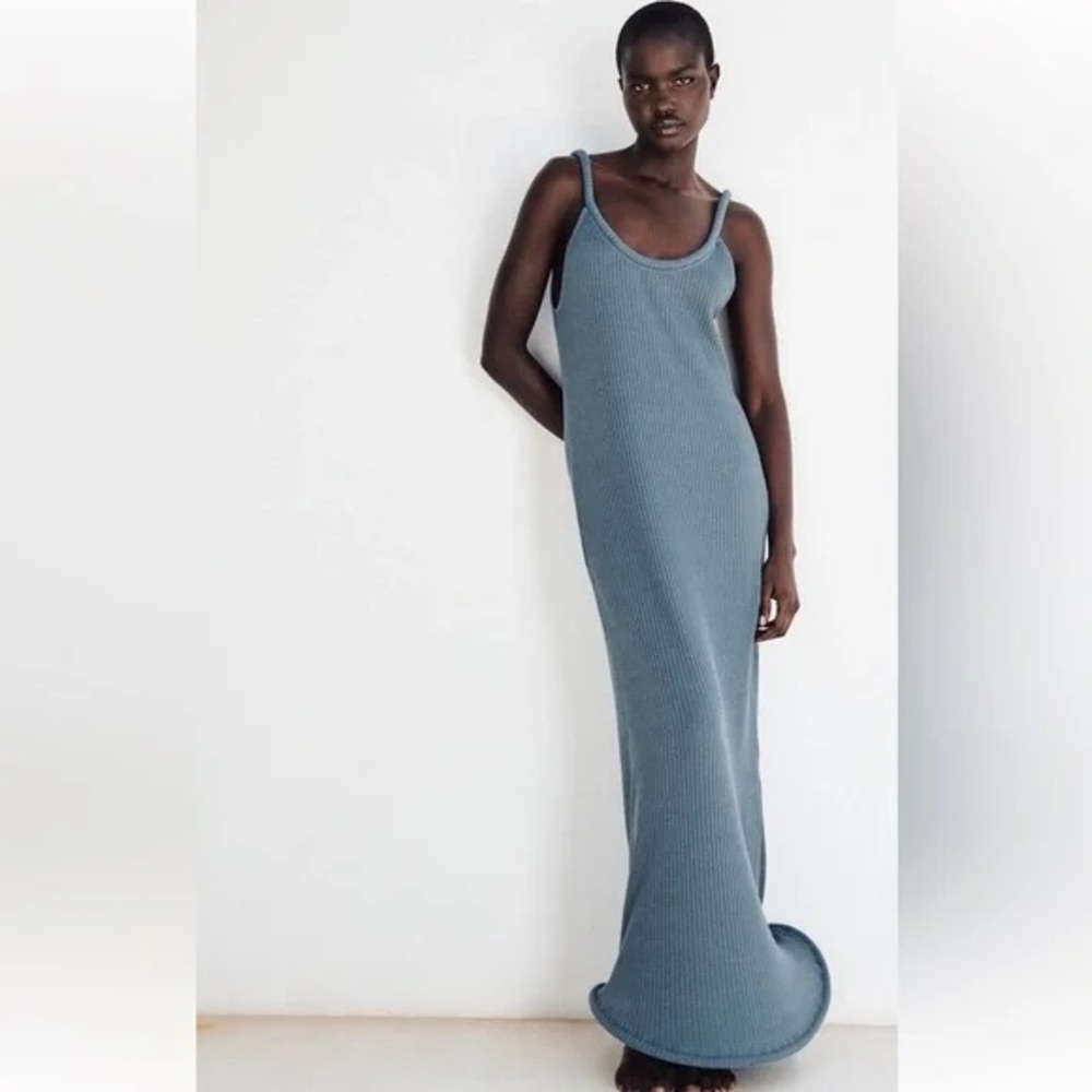 Zara Rigged Hem Dress Size Large